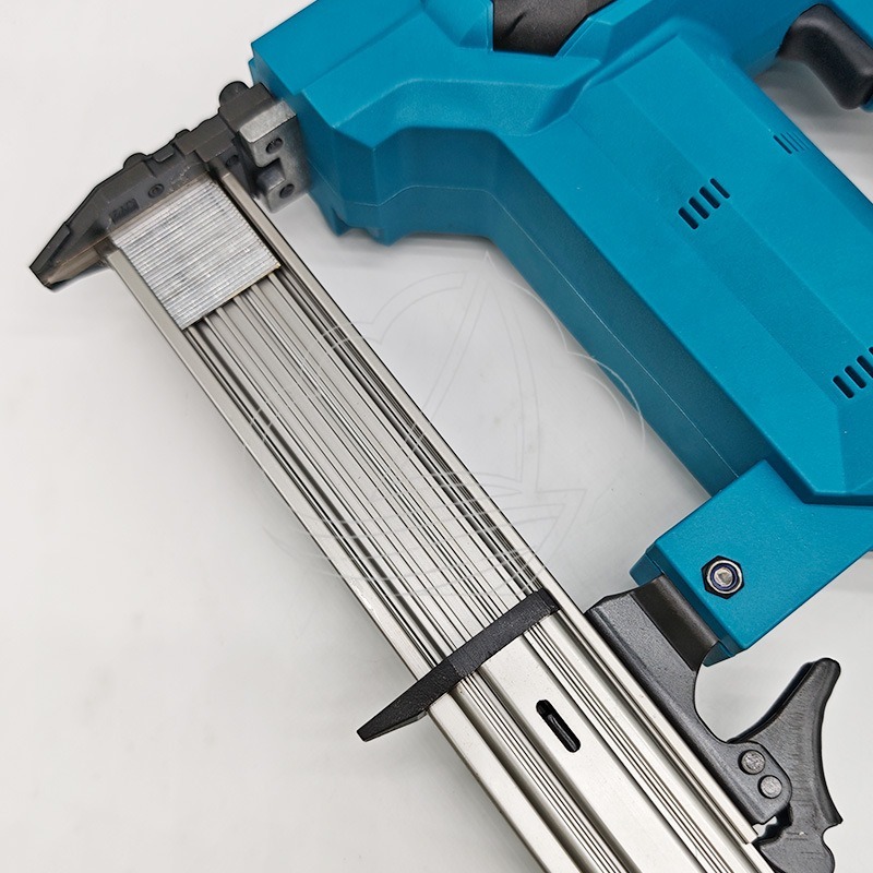 Беспроводной гвоздезабиватель  – обзор и цена Nail Gun Brad